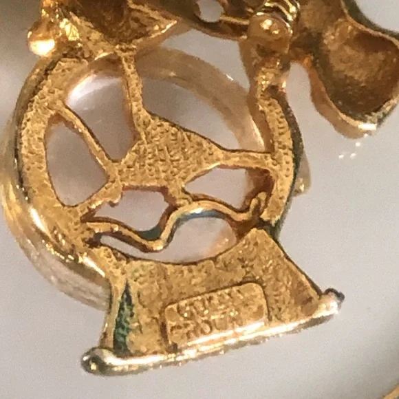 Vintage Cat on a Fishbowl Brooch Pin - Picture 6 of 7